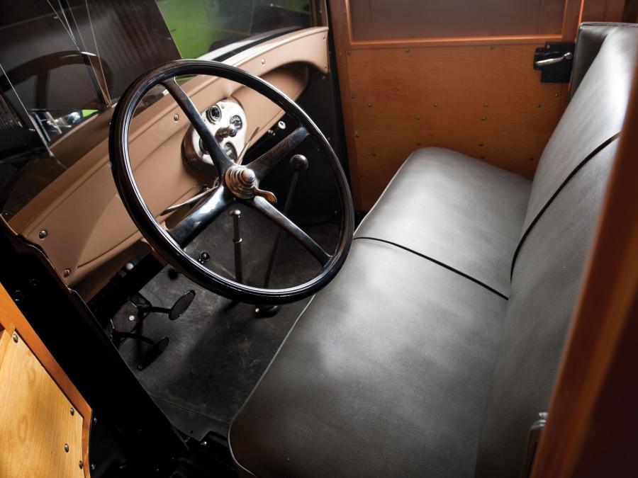  Ford Model A Woody Station Wagon 1929 года  (фото 24 из 26)
